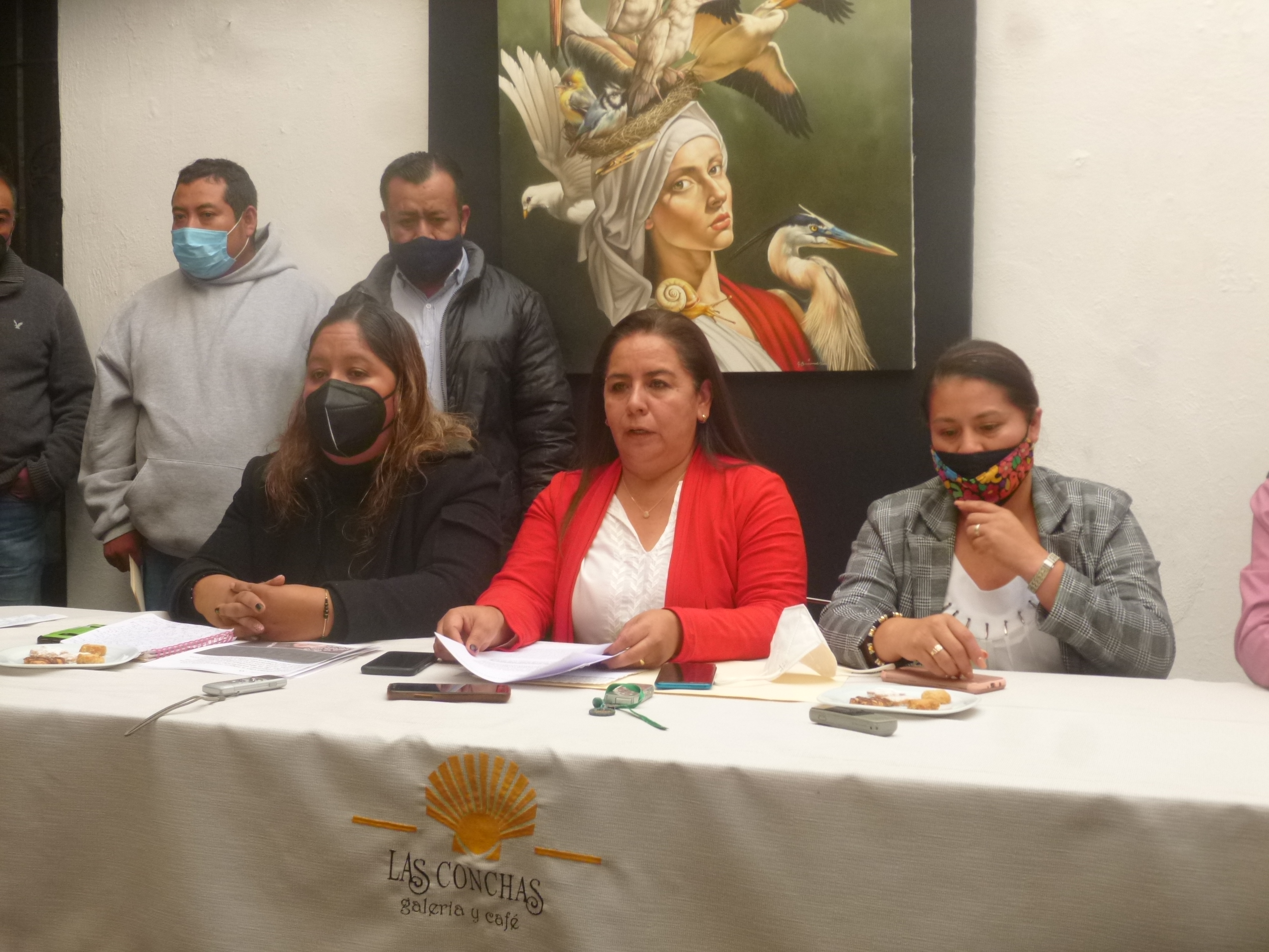 Video desde Puebla: Ex candidatos del PRI, Morena y Compromiso por Puebla impugnan la elección en Chila de las Flores