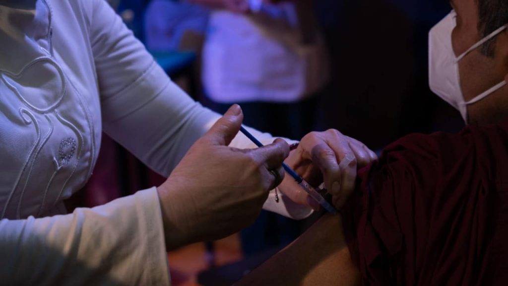 AMLO anuncia vacunación COVID-19 universal para Veracruz, Puebla, Guerrero, Oaxaca y Chiapas