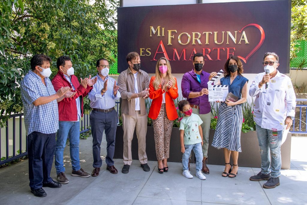 Se realizó el pizarrazo de “Mi fortuna es amarte”, la nueva telenovela de Nicandro Díaz