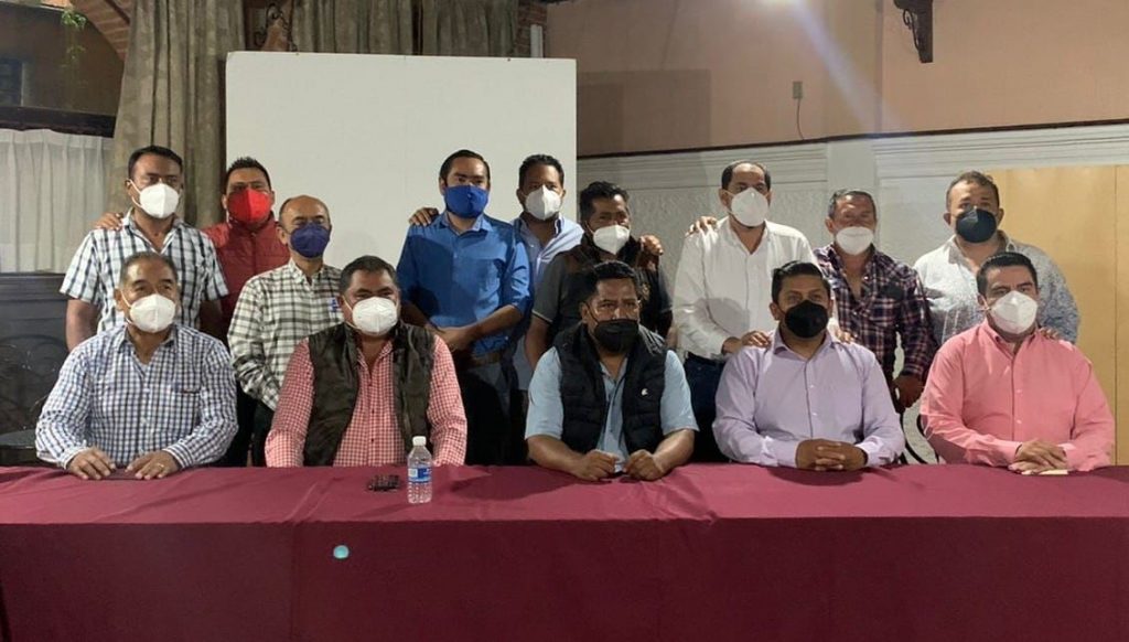 Colaboradores de Eduardo Rivera se reunieron con ediles auxiliares