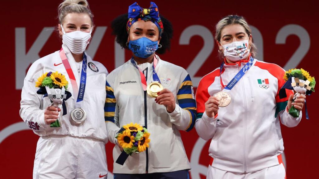 La mexicana Aremi Fuentes gana medalla de bronce en la halterofilia