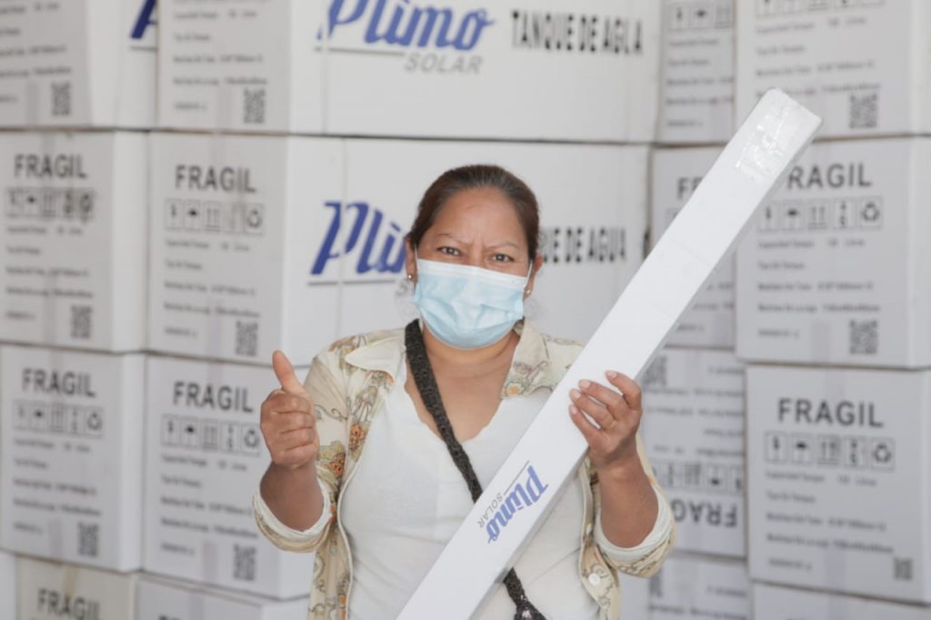 Entrega Secretaría de Bienestar  mil 152 calentadores solares