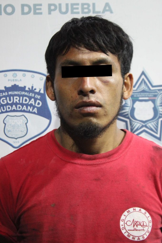 Impiden el robo de un camión en Puebla capital