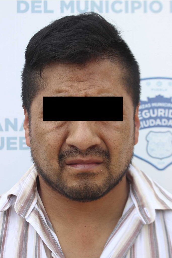 Detenido por tratar de hacerse pasar como agente de la Fiscalía de Puebla