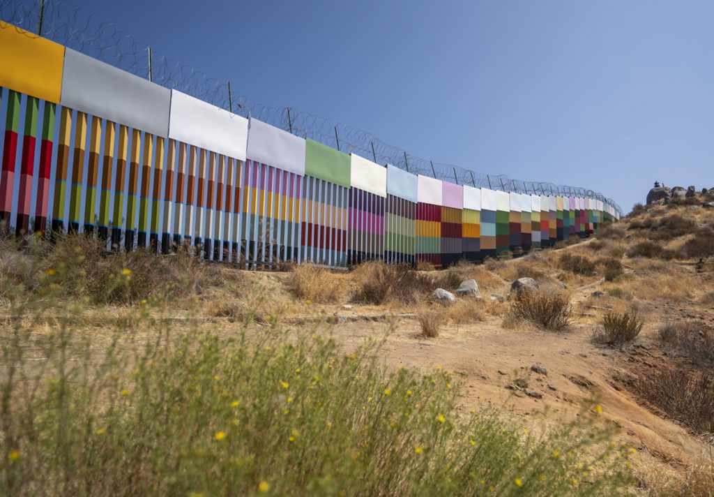 La Cervecería Artesanal Cucapá y el artista mexicano Erick Meyenberg dan voz a quienes no pueden hablar a través del arte