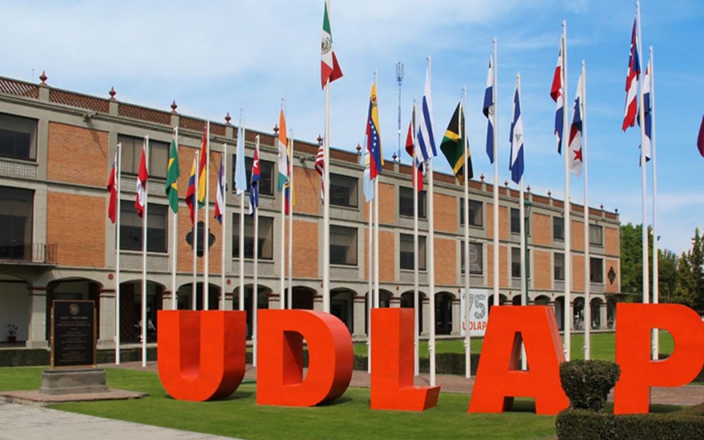 Dan a nuevo patronato de la UDLAP 24 horas para devolver el campus a los Jenkins