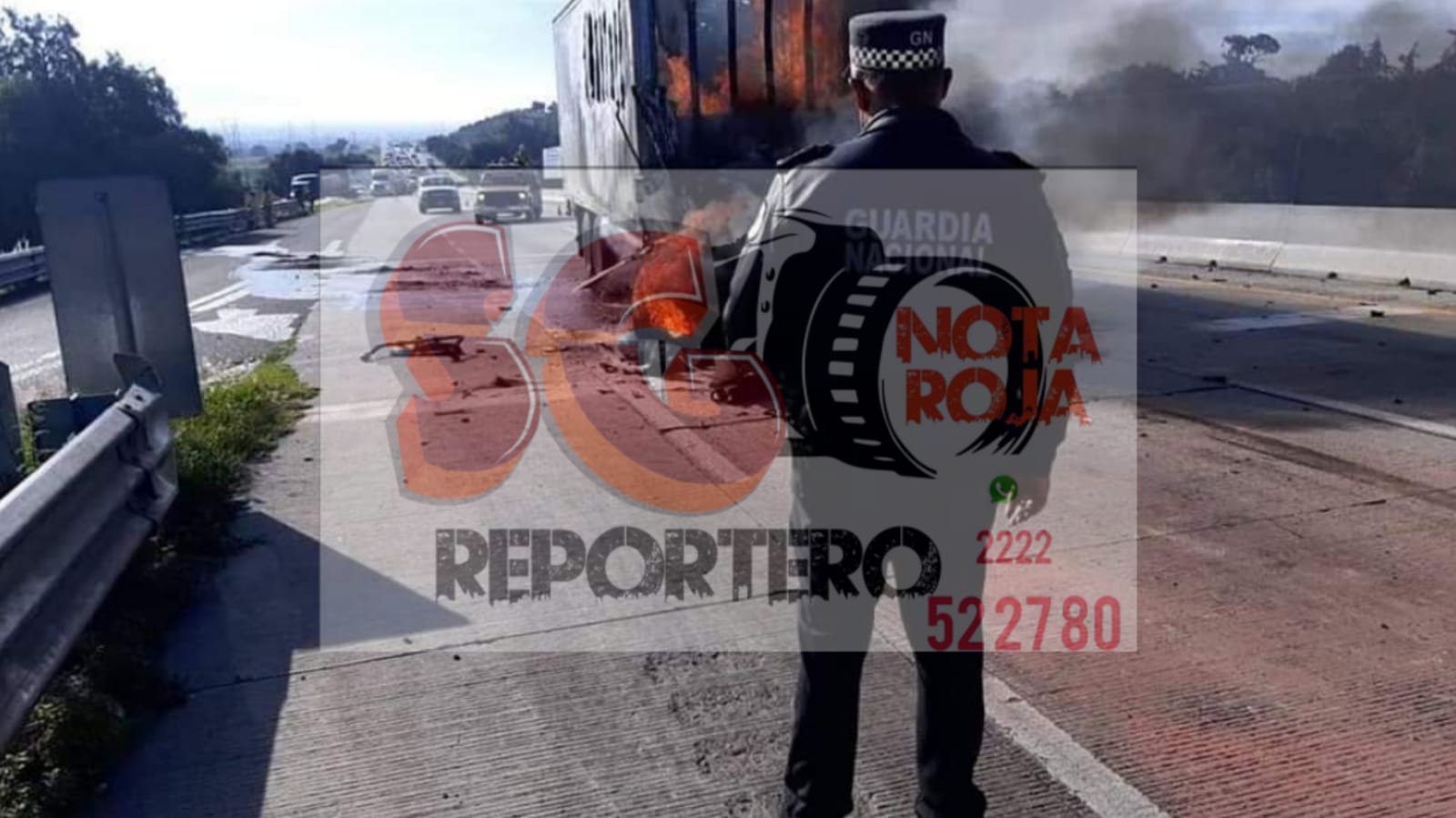 Camión cargado de cartón se incendia en la Puebla-Córdoba