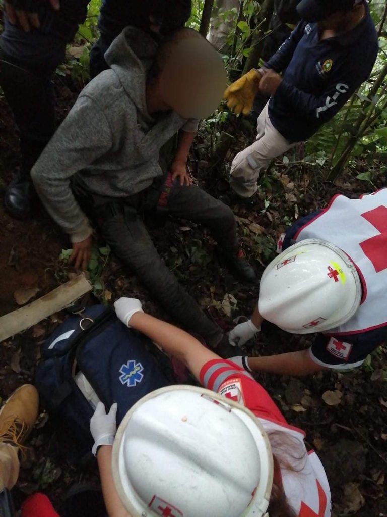 Escapa de un anexo y en su huida cae a una barranca de Zacatlán