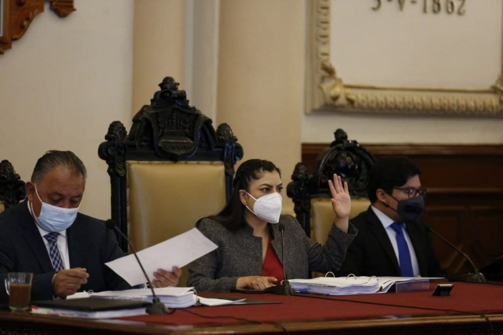 Cabildo poblano sesiona a favor del saneamiento del agua