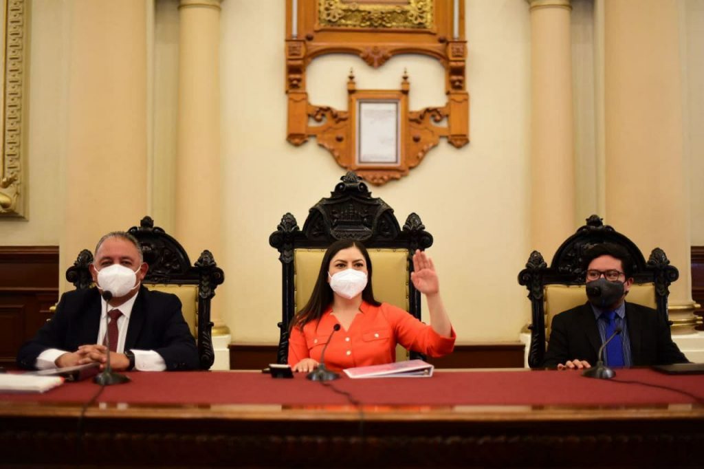 Cabildo poblano aprueba donación de dos bienes para la construcción de Bancos del Bienestar