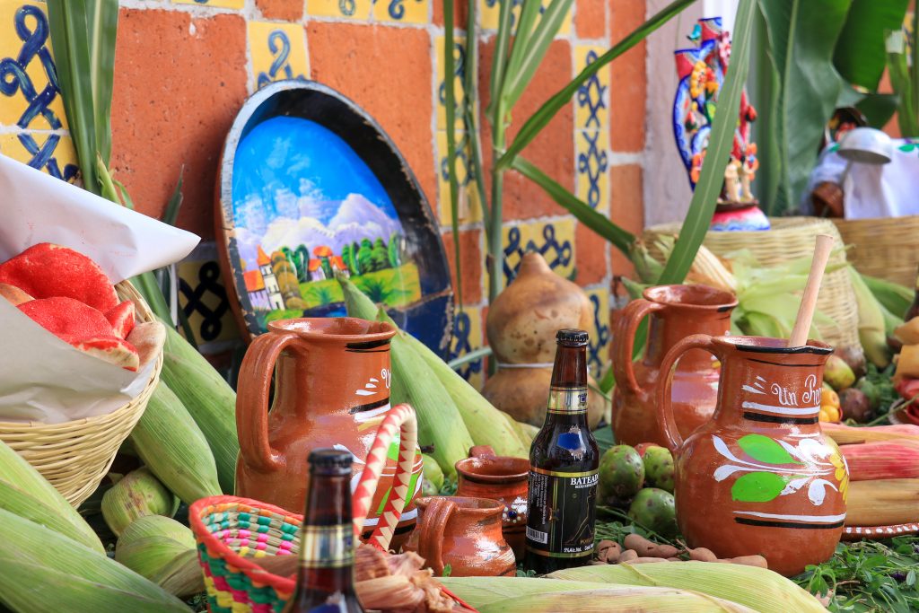 Presenta Cultura “Tercer Festival Nacional del Barro Policromado y Árbol de la Vida”