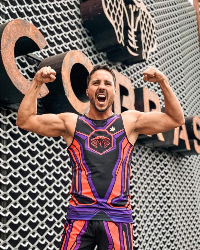 Julio Ron, del equipo Leones, fue el eliminado en la décimo primera semana de “Guerreros”