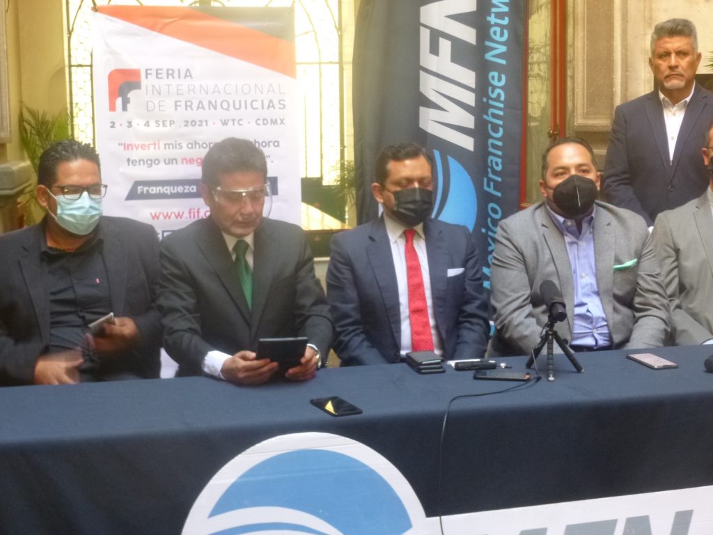 Sector franquicias perdió 2 mil 500 empleos en la pandemia, acusó Francisco Lobato