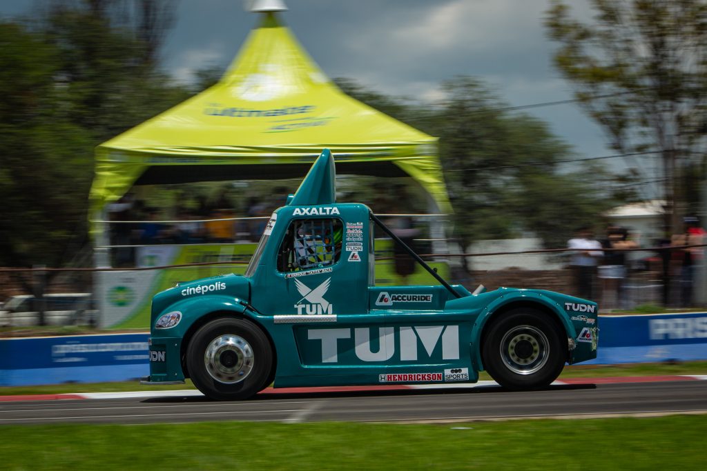 Enrique Baca quiere regresar al podio en los Freightliner