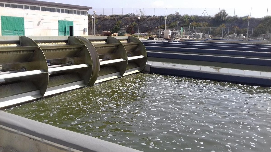 Falta de tratamiento de aguas residuales pone en jaque a ríos y mares: experto