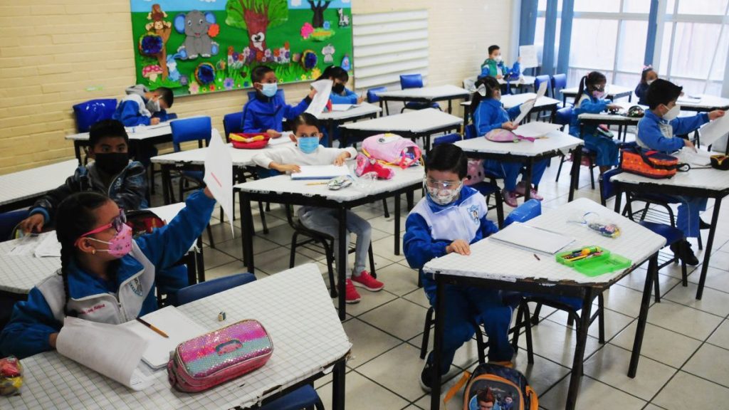SEP establece recomendaciones y criterios obligatorios para el regreso a clases
