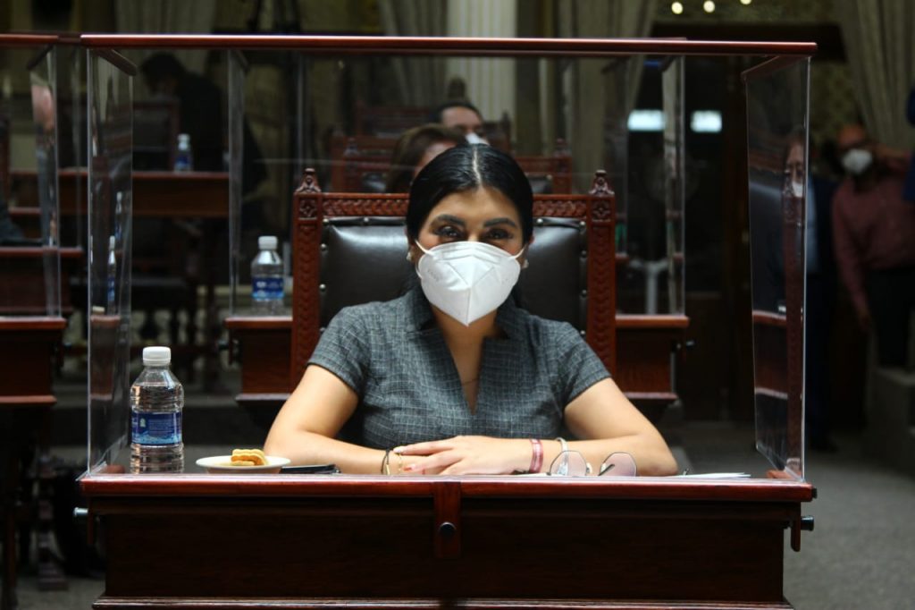 Nora Merino apuesta a una mejor relación con Eduardo Rivera de la que hay con su correligionaria Claudia Rivera