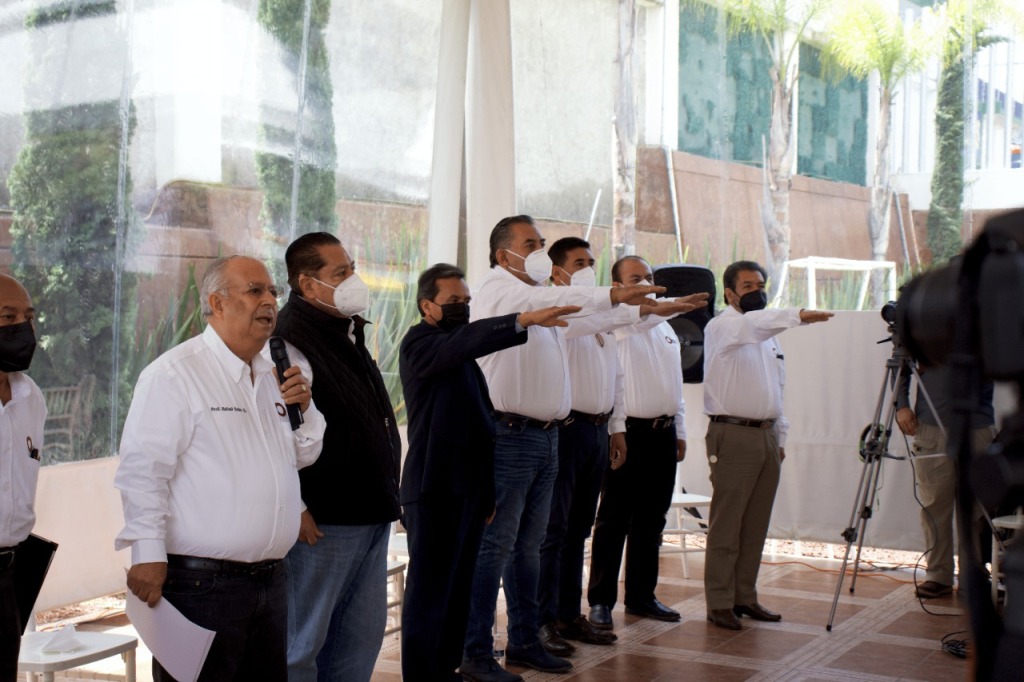 Por la Reivindicación Magisterial toma protesta a su dirigencia Colegial en Puebla