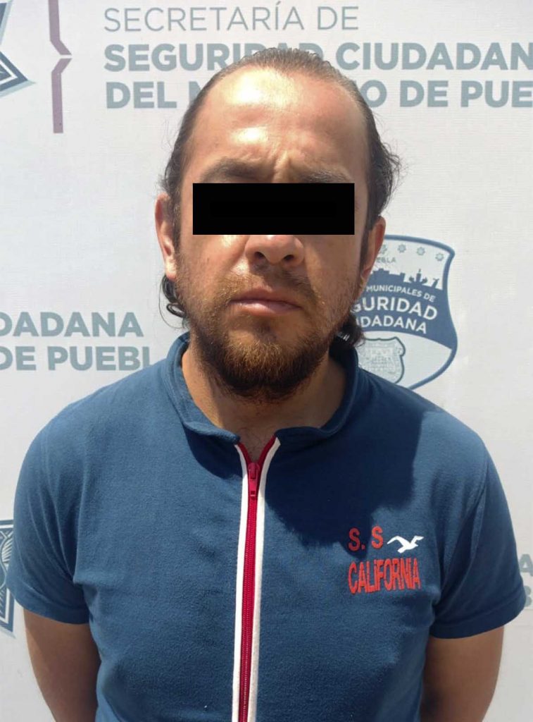 Detuvo Policía Municipal de Puebla a hombre en posesión de dinero aparentemente falsificado   