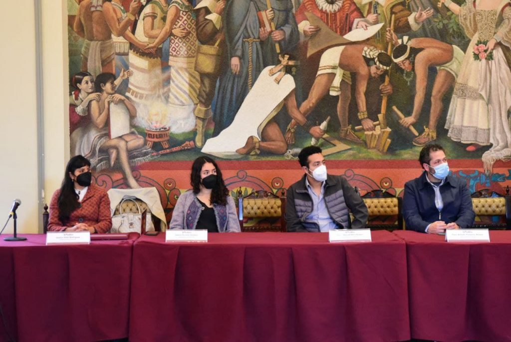 Ayuntamiento de Puebla premia a ganadores del concurso de políticas públicas