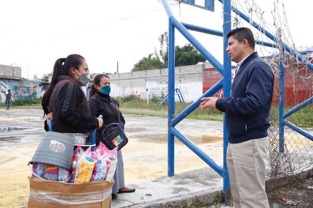 Rivera Pérez recorre calles y espacios públicos que en el primer día de gobierno atenderá