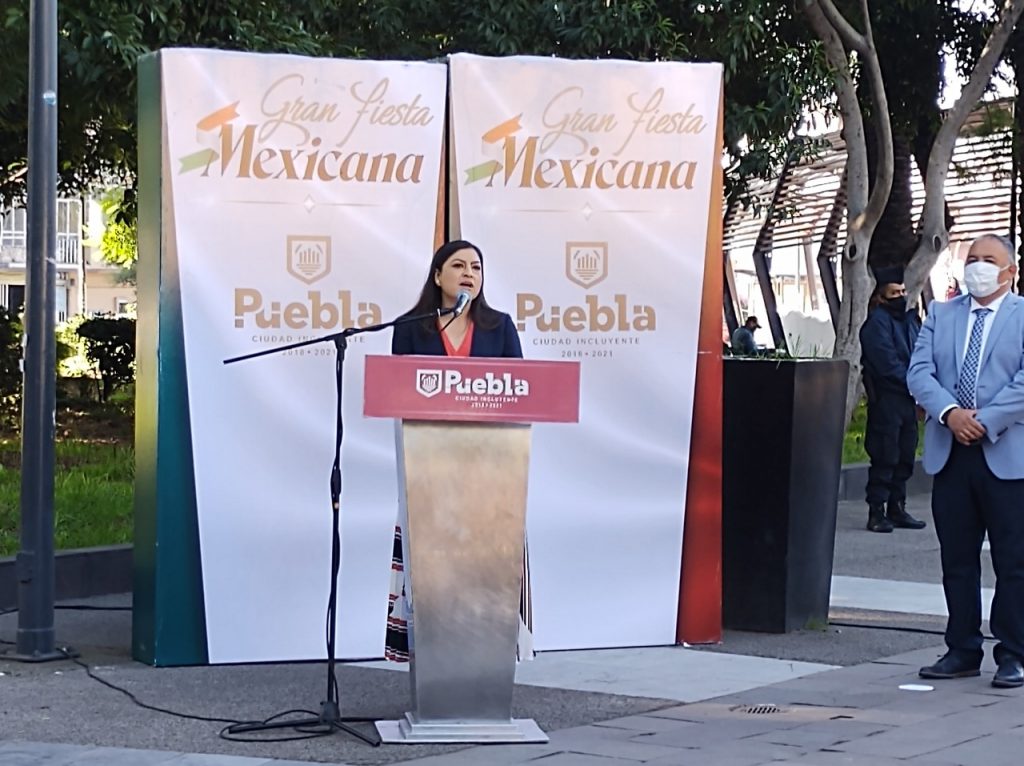 Video desde Puebla: Sedatu entrega  mañana obras del zócalo, adelantó Claudia Rivera