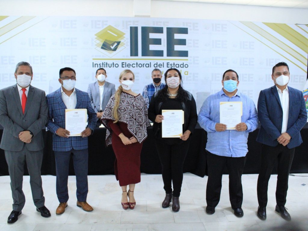 Acata IEE resolución del TEPJF y realiza ajuste de diputados locales plurinominales