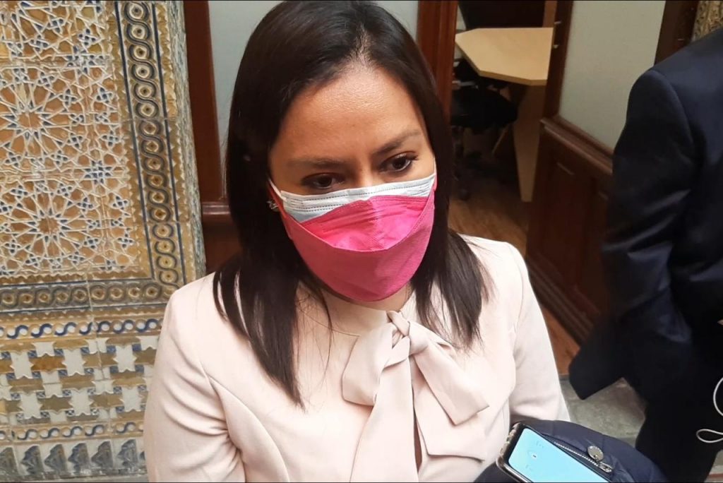 ¡Hasta Ruth Zárate se deslinda de Sandra Cadena!, la diputada morenista en prisión por tráfico de armas