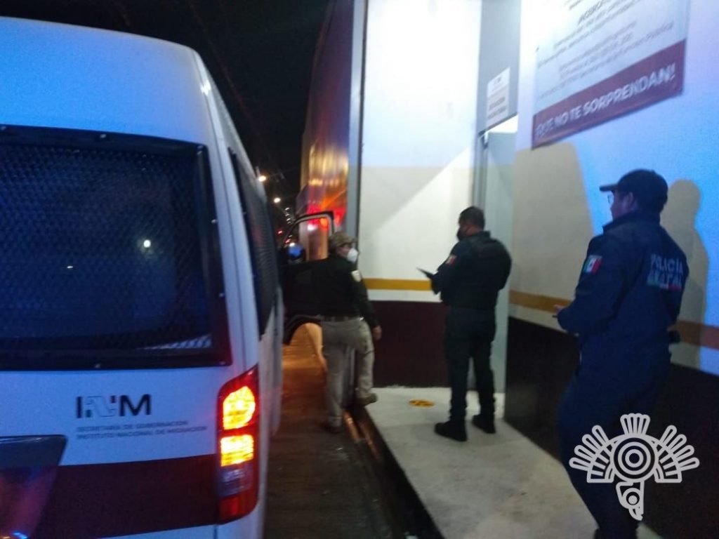 Rescatan a 40 centroamericanos de inmueble en la colonia 20 de Noviembre