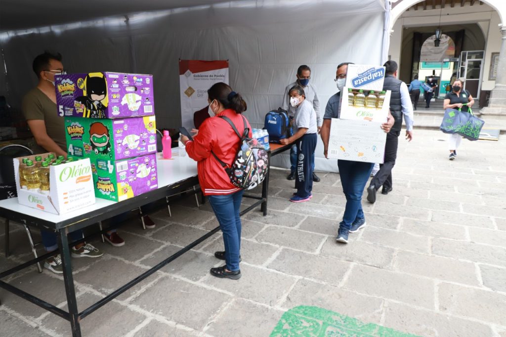 Concluye SEDIF este viernes colecta de víveres en centros de acopio