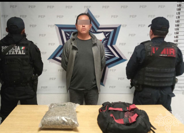 Detiene Policía Estatal a hombre con aparente marihuana