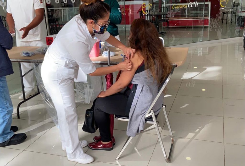 Brinda apoyo el Ayuntamiento de Tlaxcala a la Secretaría de Bienestar para la vacunación contra COVID19   