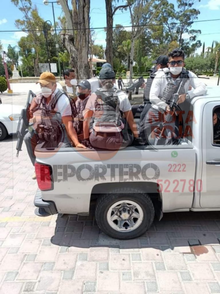 Fotonota: Hasta hombres armados amagan con cerrar la autopista México-Puebla