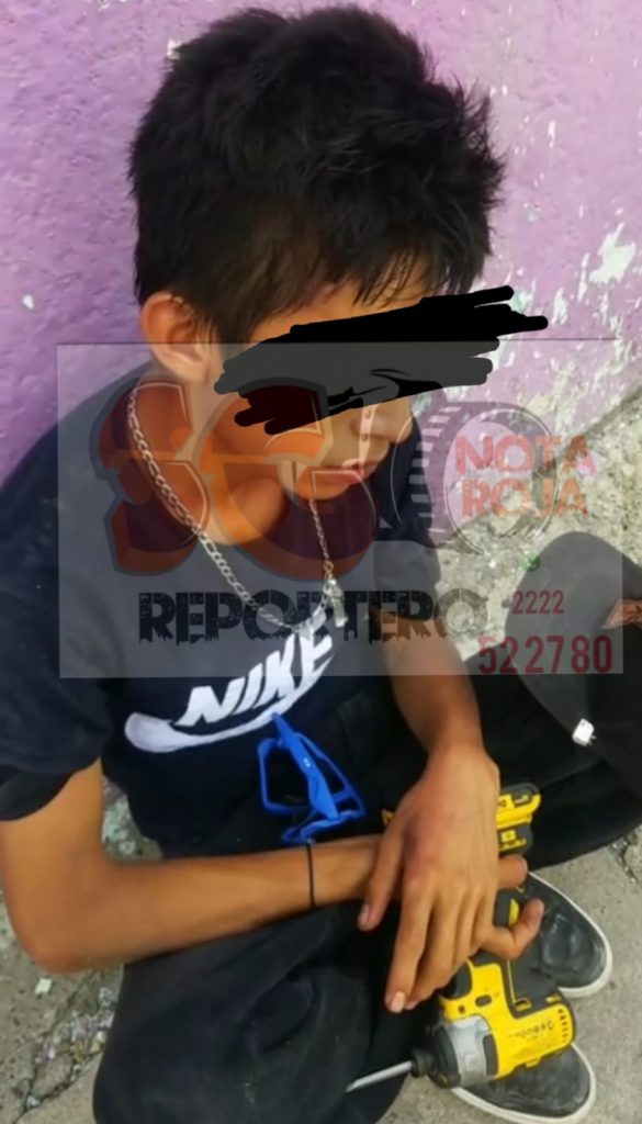 Atrapan a menor de edad ratero en Izúcar