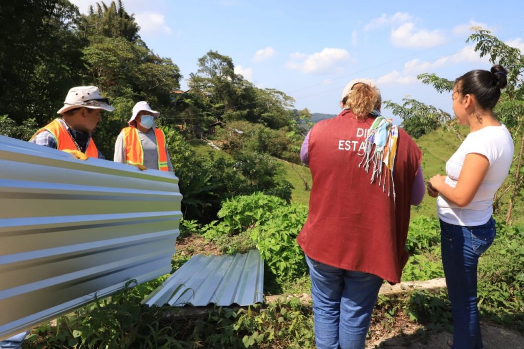 Sigue SEDIF con entrega de apoyos a familias damnificadas por huracán “Grace”