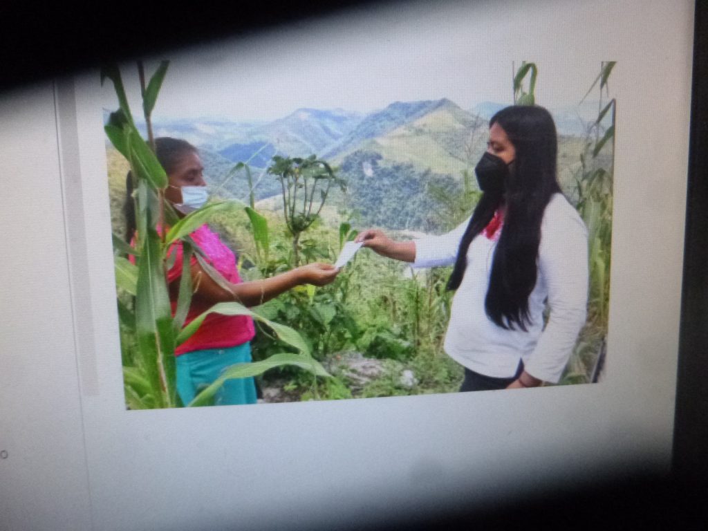 La SDR entrega apoyos a productores afectados por Grace