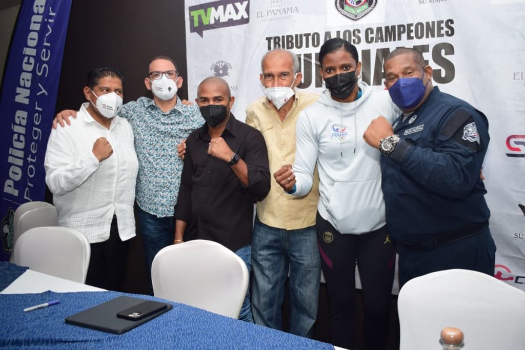 Chocarán mexicanos y panameños en función de Prime Sports en la Ciudad de Panamá