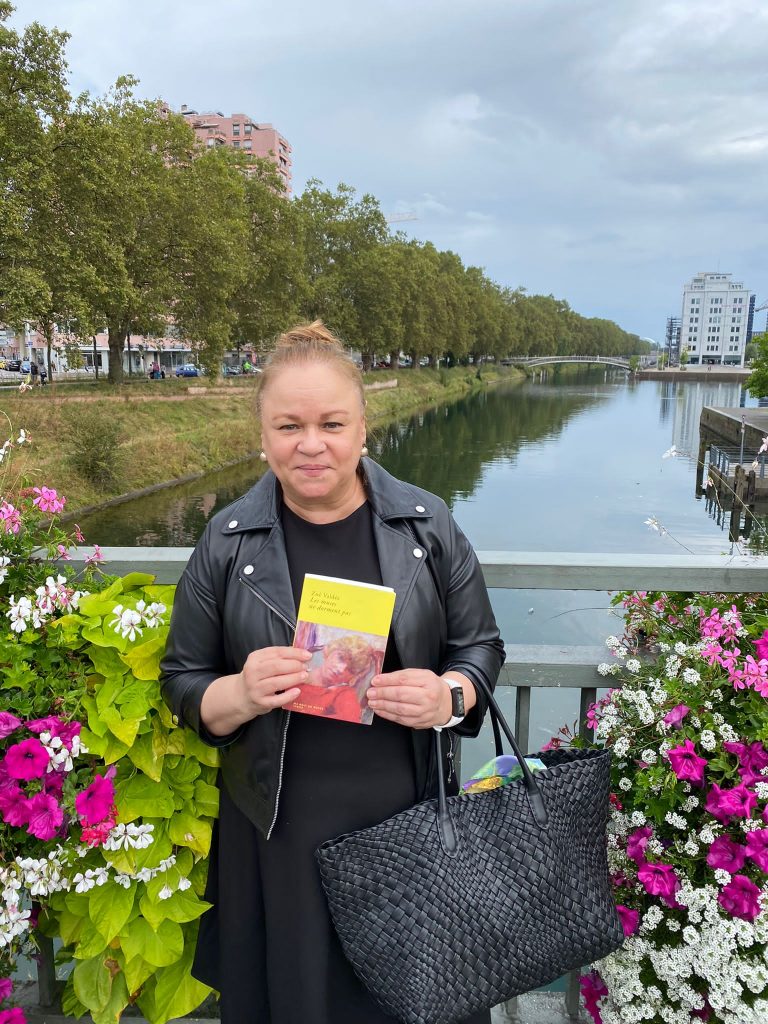 Entrevista a Zoé Valdés, autora del libro recientemente publicado: “Les muses ne dorment pas,” (“Las musas no duermen”)