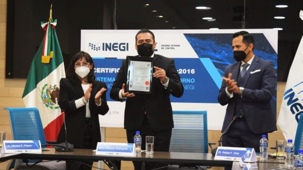 Es el primer Órgano Interno de Control a nivel nacional en certificarse con estándares internacionales en materia anticorrupción