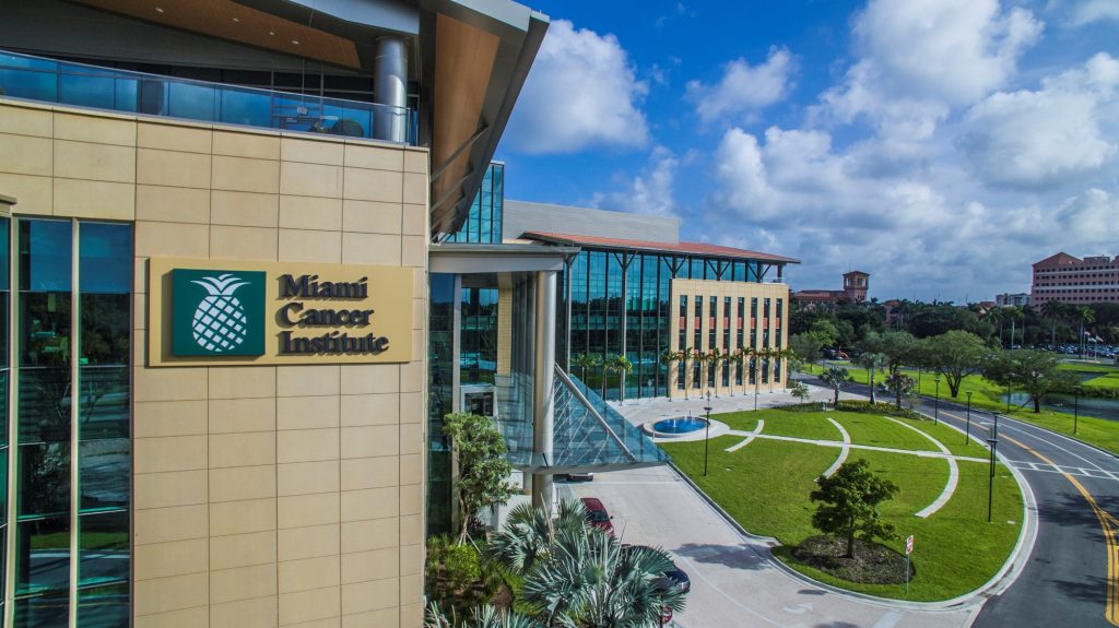 Miami Cancer Institute se convierte en el primer y único centro de terapia de protones acreditado por APEx en el estado de Florida