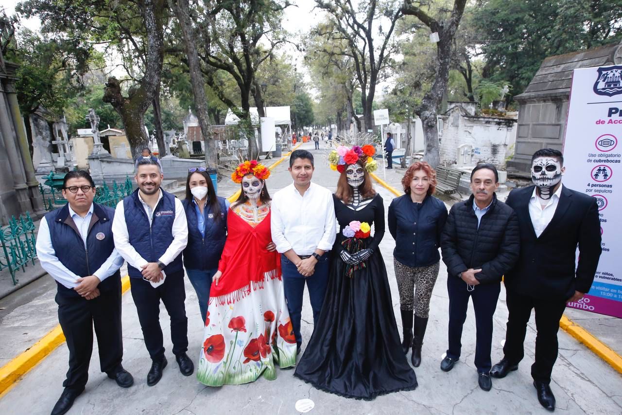 Invita ayuntamiento de Puebla a visitar panteones desde el 28 de octubre hasta el 2 de noviembre