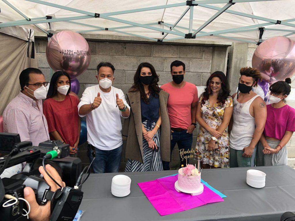 Producción y elenco de “Mi fortuna es amarte” le festejan su cumpleaños a Susana González