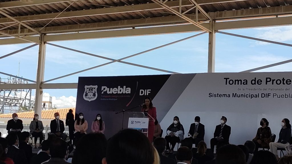 Video desde Puebla: Liliana Ortiz rinde protesta como presidenta del DIF Municipal