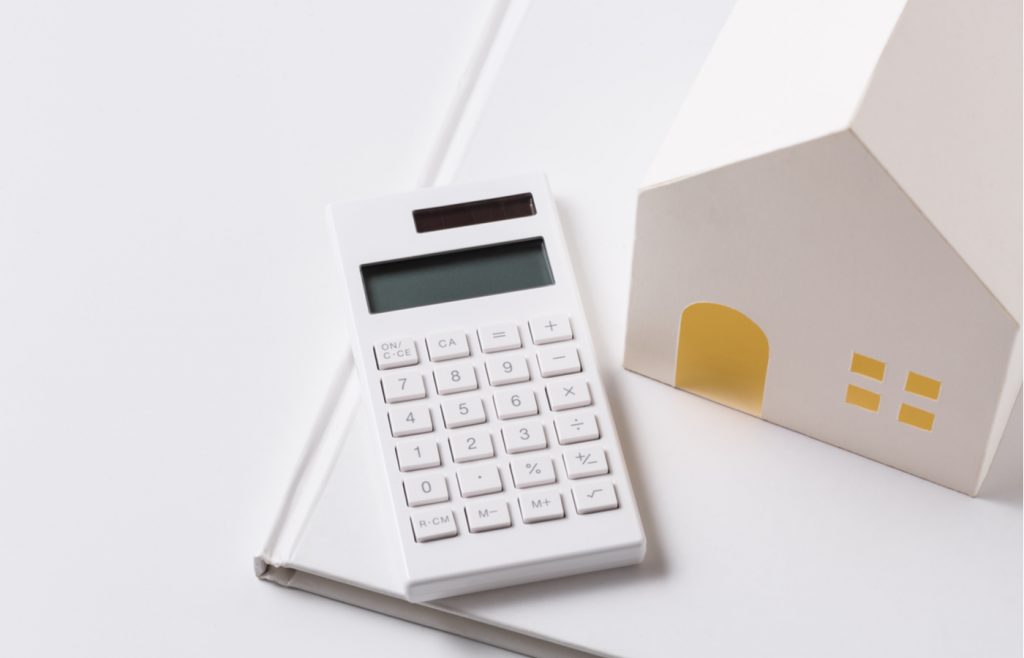 Cómo ajustar tu presupuesto y juntar el enganche para comprar casa