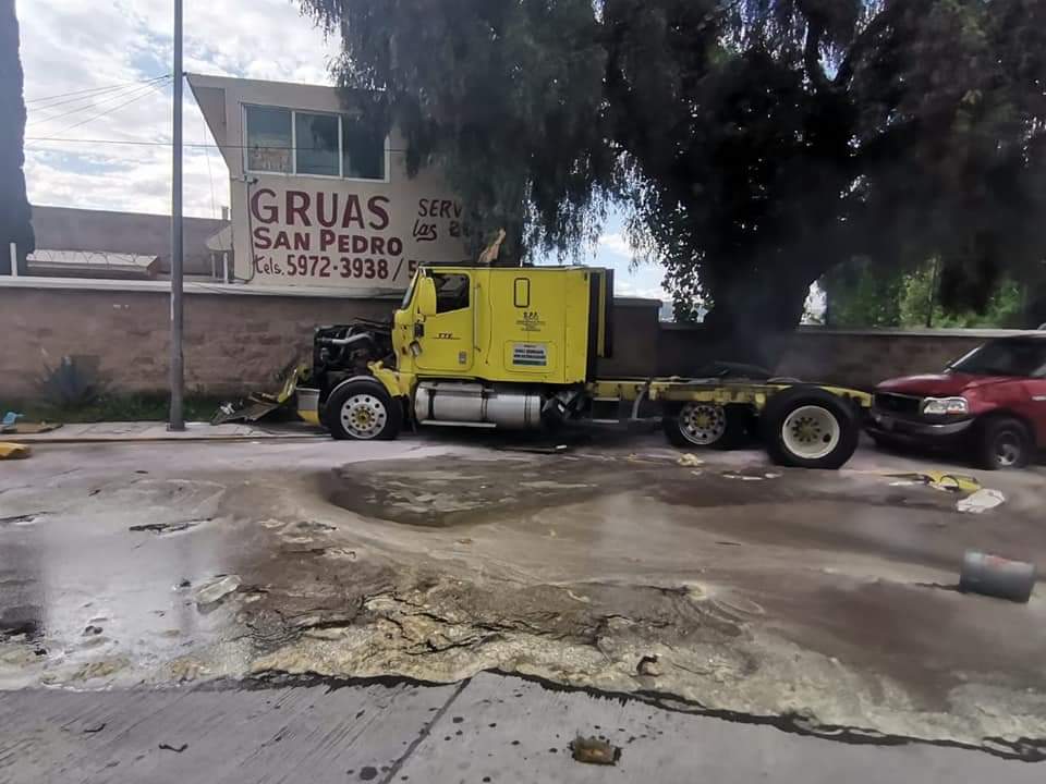 Video desde Puebla: Fuerte accidente en la México-Puebla caseta San Marcos