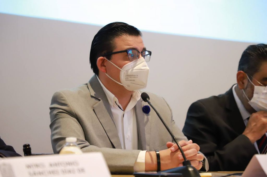 Diputados del PAN apoyarán a Eduardo Rivera para modificar la Ley de Ingresos, indicó su coordinador, Eduardo Alcántara