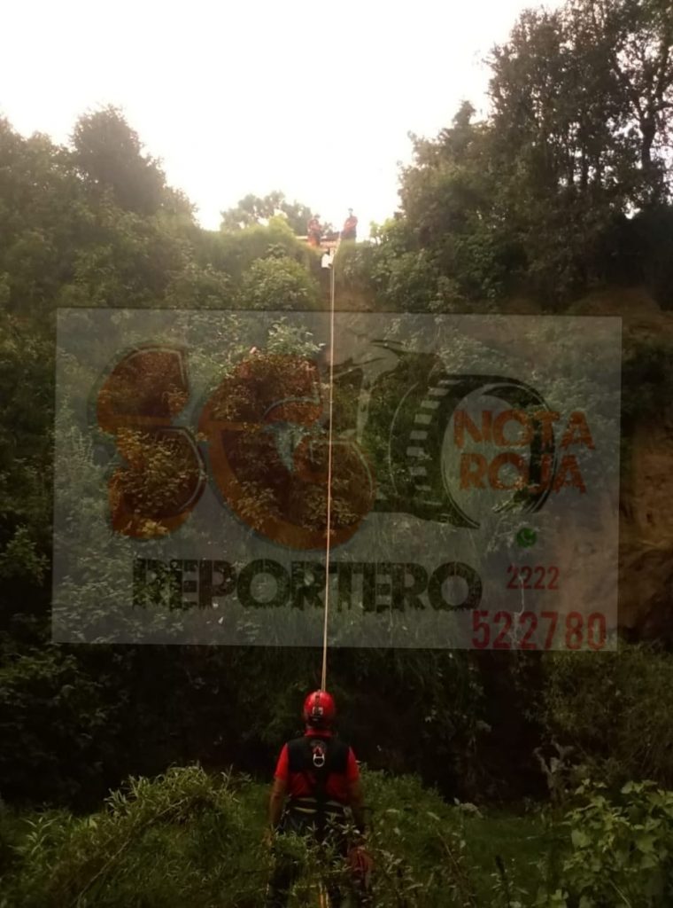 Hallan cadáver en barranca de Canoa