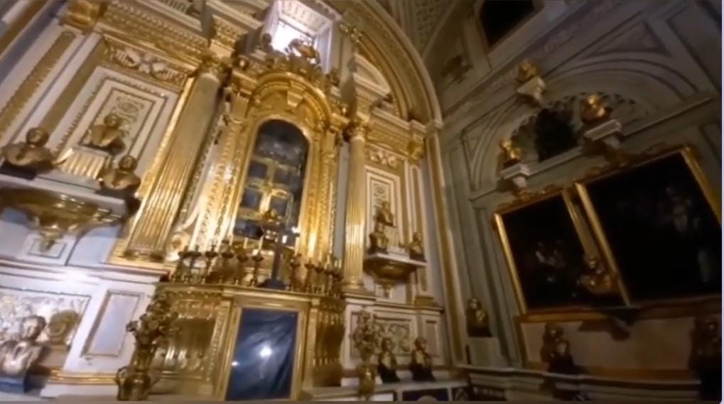 Video desde Puebla: Abren la Capilla de las Reliquias en la catedral por temporada de Todos Santos