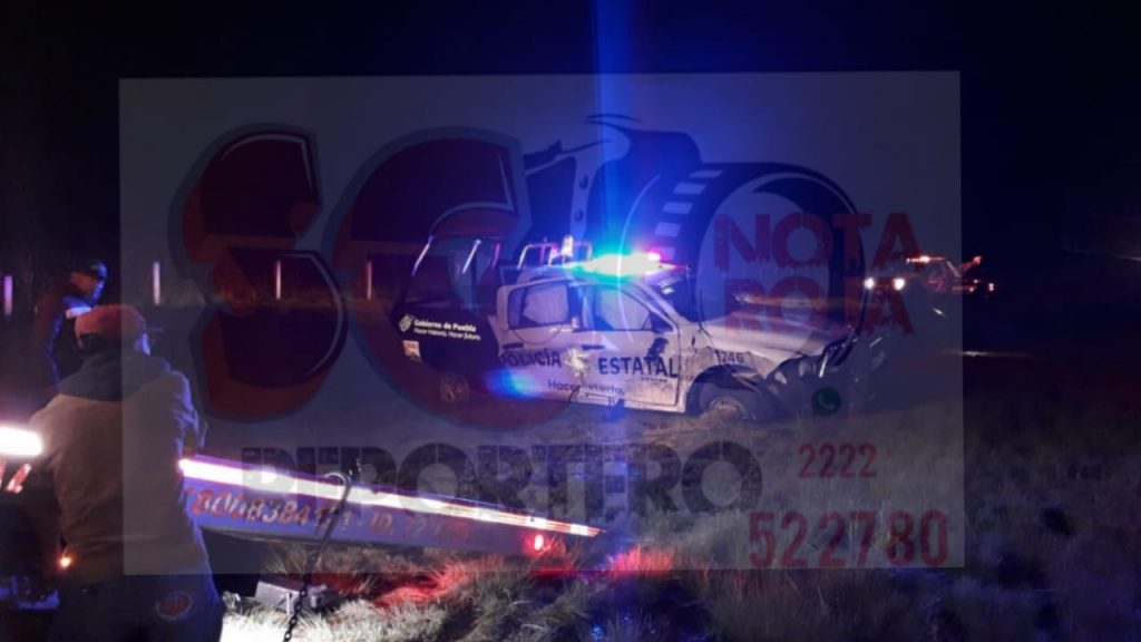 Patrulla de la policía estatal volcó en la Amozoc-Perote