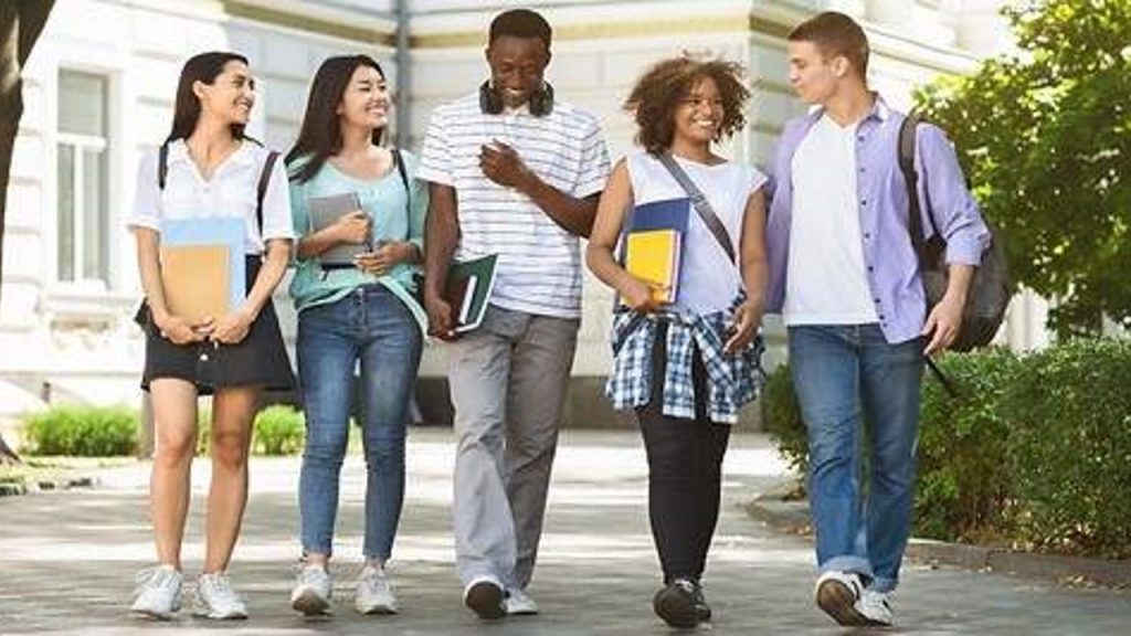 Un sistema inteligente de aprendizaje diseñado por investigadores mejora el rendimiento de los estudiantes